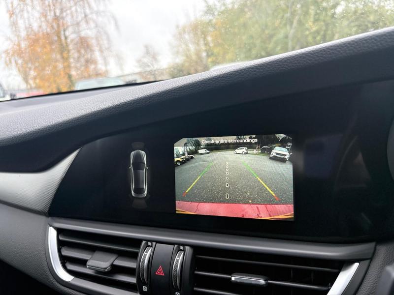 Used Alfa Romeo Giulia 2023 for sale - 76888168: Photo 31