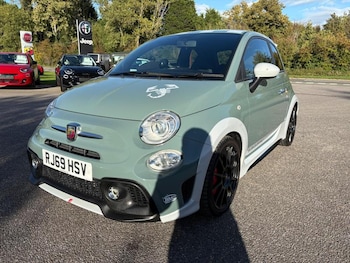 Used Abarth 695 2019 for sale - 76888043: Photo