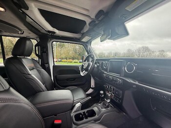 Used Jeep Wrangler 2023 for sale - 77804516: Photo