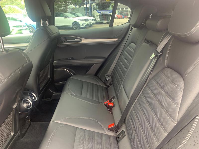 Used Alfa Romeo Stelvio 2023 for sale - 76888097: Photo 10