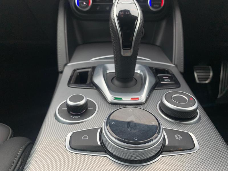 Used Alfa Romeo Stelvio 2023 for sale - 76888097: Photo 13