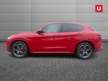 Used Alfa Romeo Stelvio 2023 for sale - 76888097: Photo