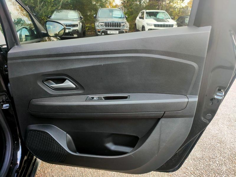 Used Dacia Jogger 2023 for sale - 76888227: Photo 14