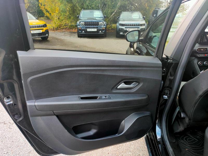 Used Dacia Jogger 2023 for sale - 76888227: Photo 25