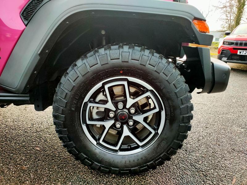 Used Jeep Wrangler 2024 for sale - 76933584: Photo 5