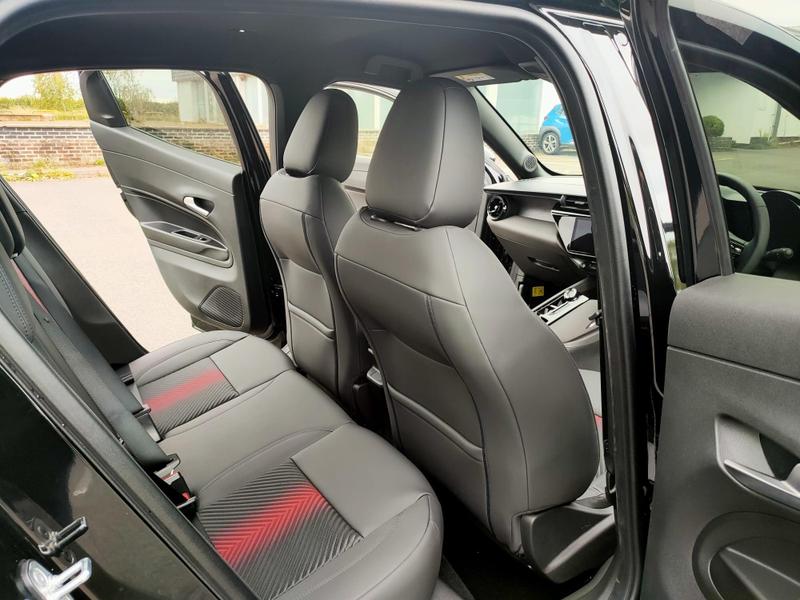 Used Alfa Romeo Junior 2025 for sale - 76888063: Photo 12