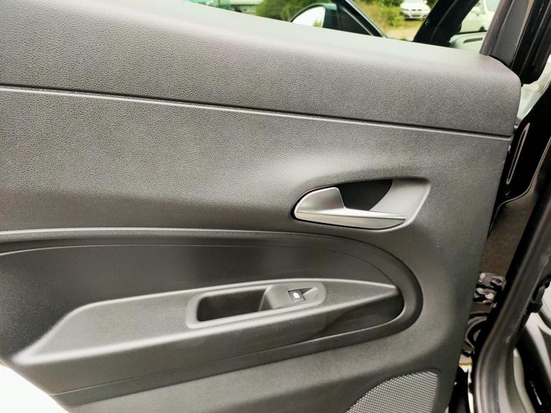 Used Alfa Romeo Junior 2025 for sale - 76888063: Photo 32