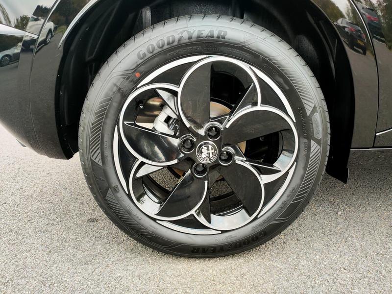 Used Alfa Romeo Junior 2025 for sale - 76888063: Photo 38