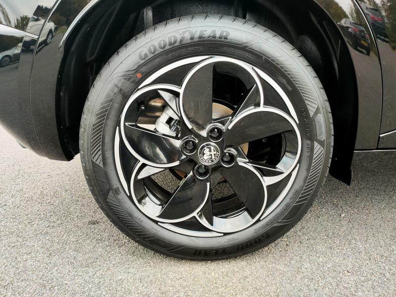 Used Alfa Romeo Junior 2025 for sale - 76888063: Photo 39