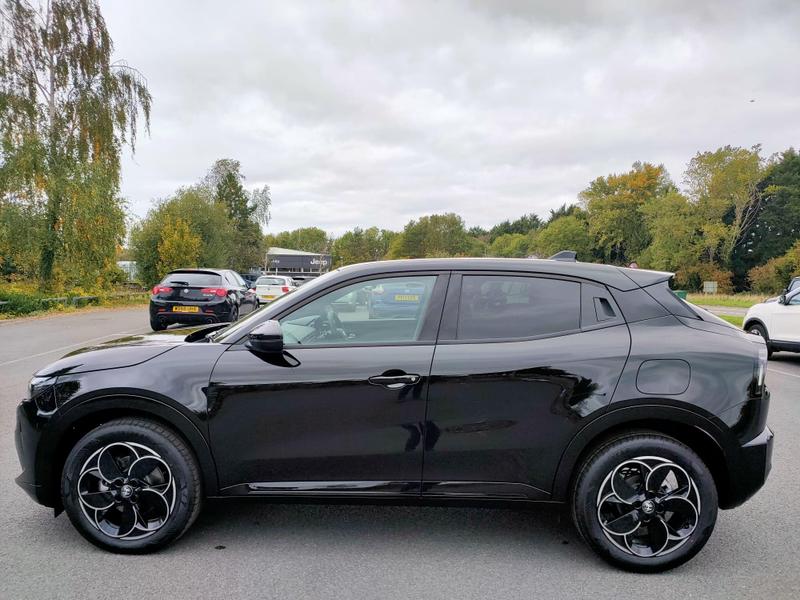 Used Alfa Romeo Junior 2025 for sale - 76888063: Photo 5