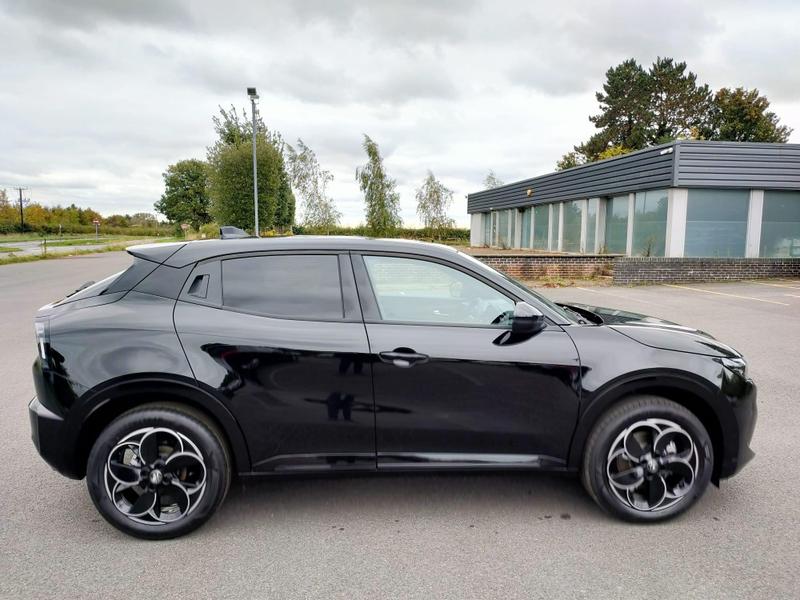 Used Alfa Romeo Junior 2025 for sale - 76888063: Photo 6