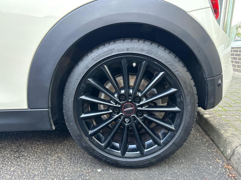 Used MINI Convertible 2020 for sale - 76888128: Photo 27