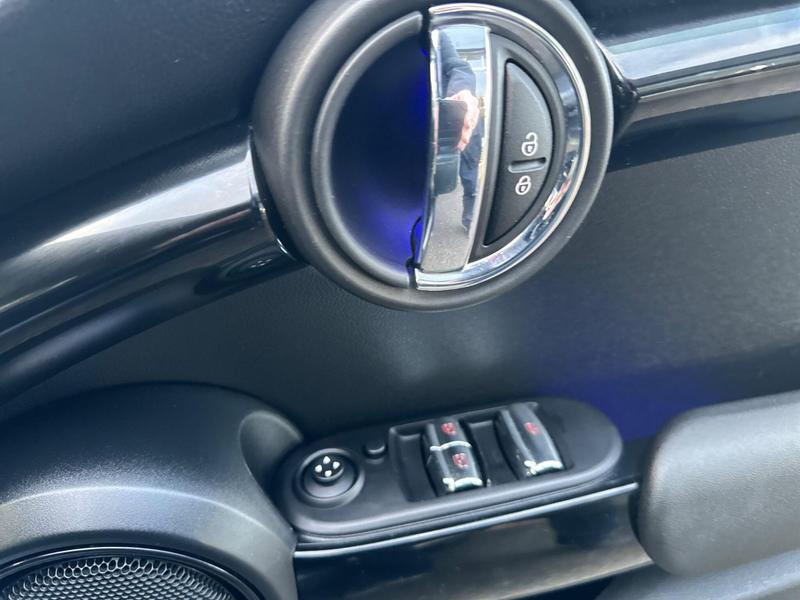 Used MINI Convertible 2020 for sale - 76888128: Photo 44