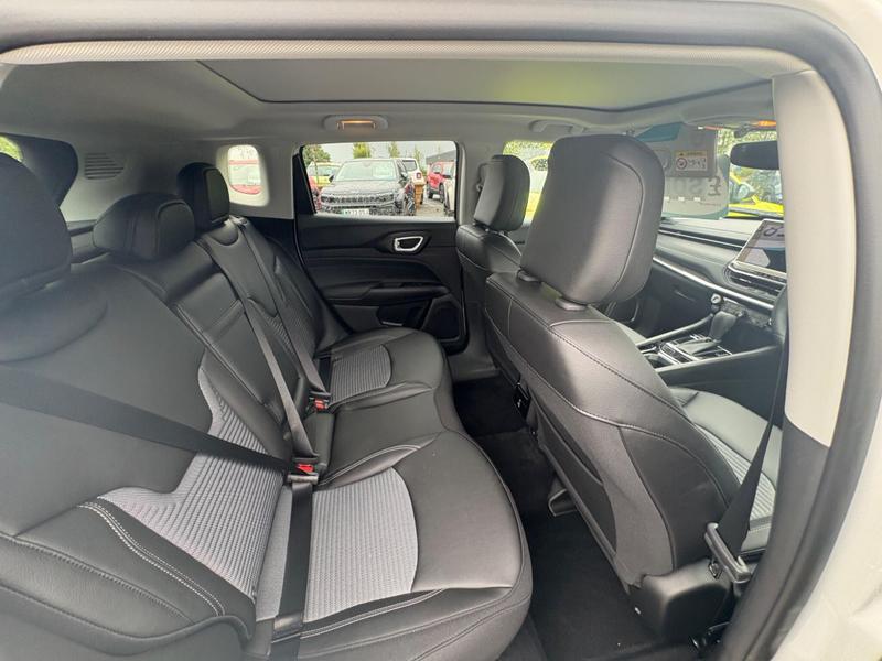 Used Jeep Compass 2025 for sale - 76888115: Photo 10