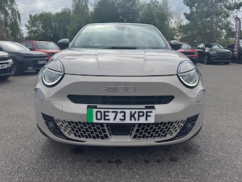 Used Fiat 600 2024 for sale - 76888122: Photo