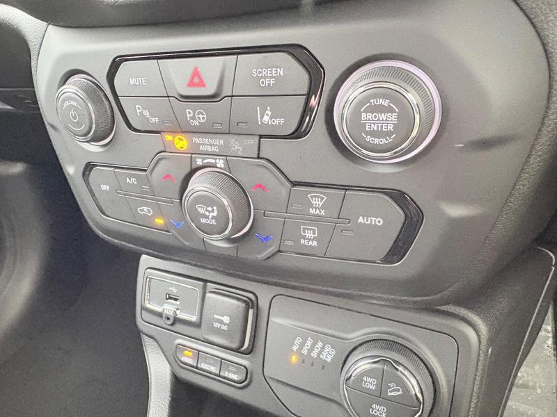 Used Jeep Renegade for sale - 77447328: Photo 10