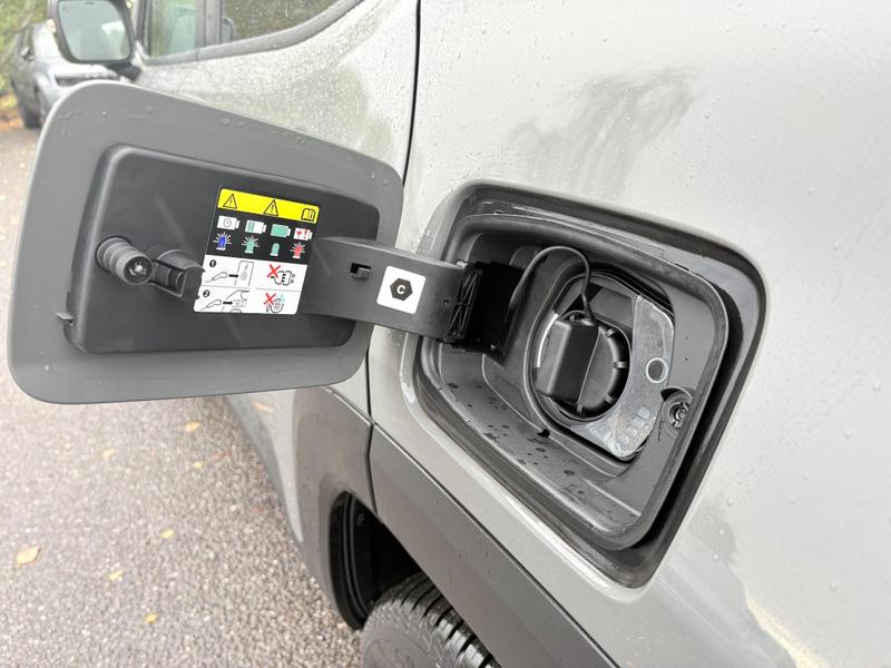 Used Jeep Renegade for sale - 77447328: Photo 37