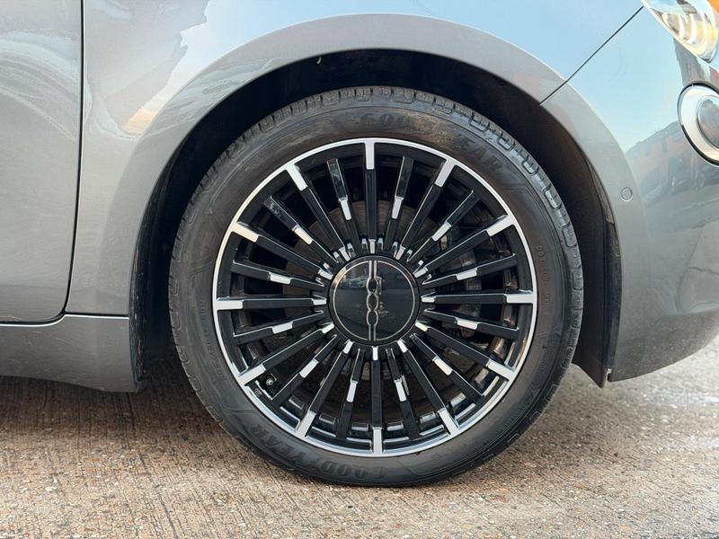 Used Fiat 500 2022 for sale - 77965891: Photo 8