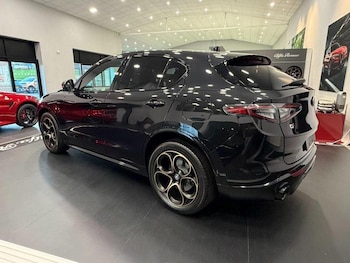 Used Alfa Romeo Stelvio undefined for sale - 77747057: Photo