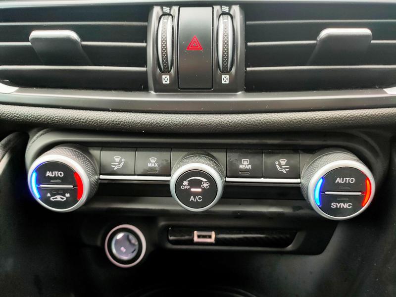 Used Alfa Romeo Giulia 2023 for sale - 76888172: Photo 45