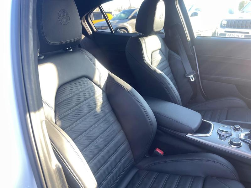 Used Alfa Romeo Giulia 2025 for sale - 76888182: Photo 14
