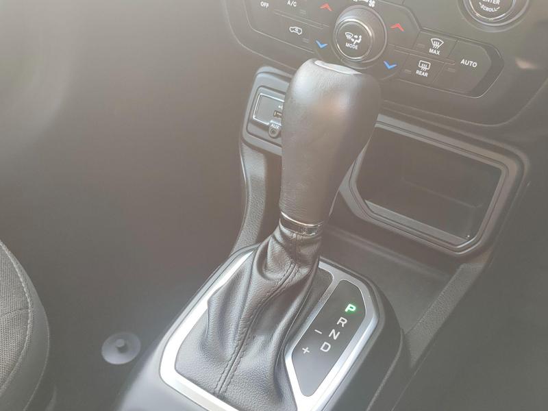 Used Jeep Renegade 2023 for sale - 77505688: Photo 35