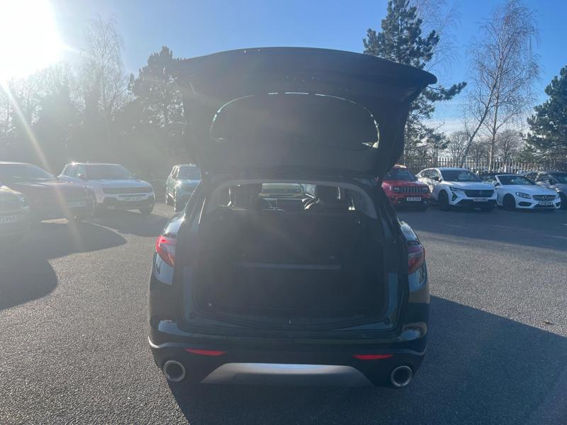 Used Alfa Romeo Stelvio 2019 for sale - 77718590: Photo 6