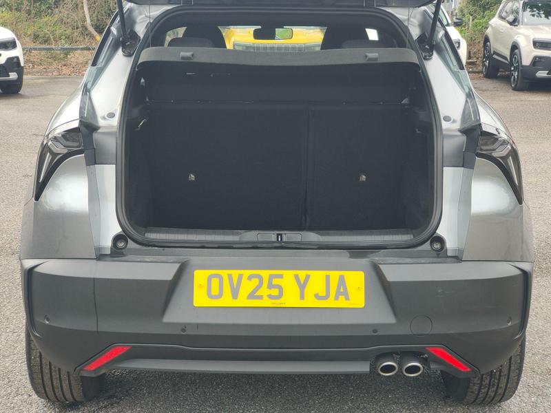 Used Alfa Romeo Junior 2025 for sale - 76882699: Photo 15