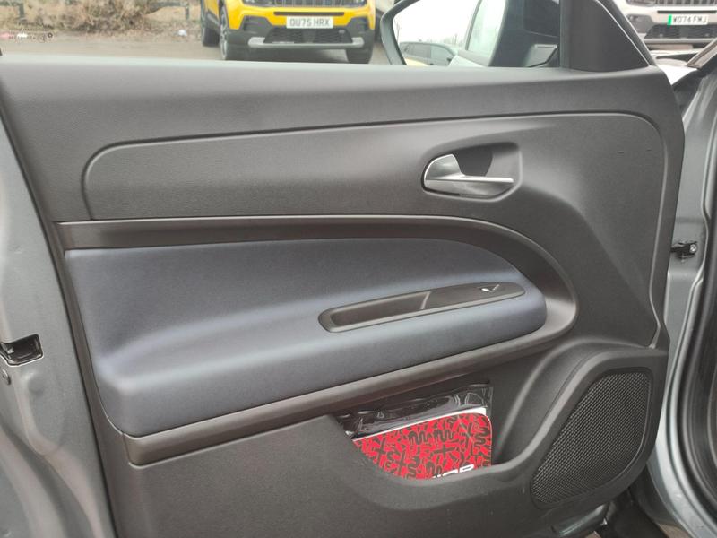 Used Alfa Romeo Junior 2025 for sale - 76882699: Photo 23