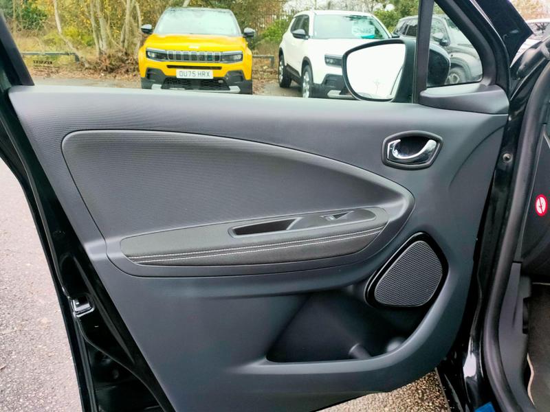 Used Renault Zoe for sale - 77450415: Photo 23