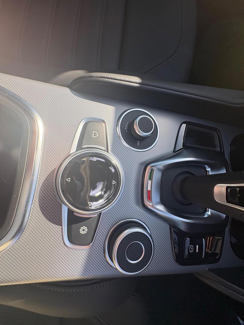 Used Alfa Romeo Giulia for sale - 77447547: Photo 17