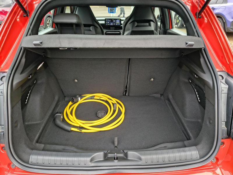 Used Abarth 600e 2025 for sale - 77493532: Photo 30