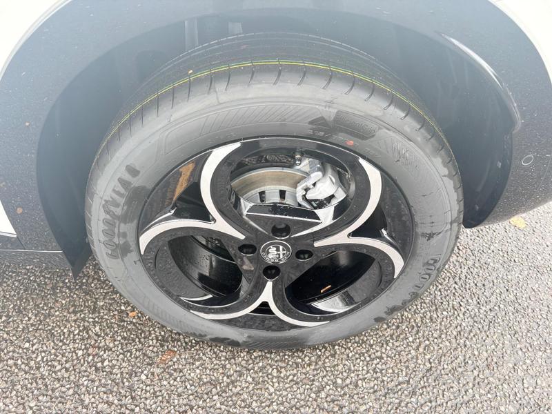 Used Alfa Romeo Junior 2025 for sale - 76888179: Photo 24