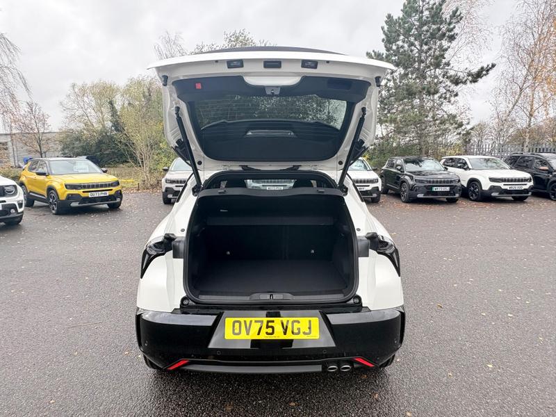 Used Alfa Romeo Junior 2025 for sale - 76888179: Photo 6