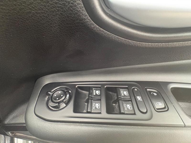 Used Jeep Renegade 2023 for sale - 76888075: Photo 14