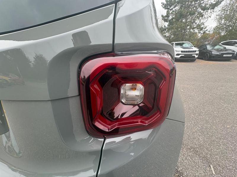 Used Jeep Renegade 2023 for sale - 76888075: Photo 27