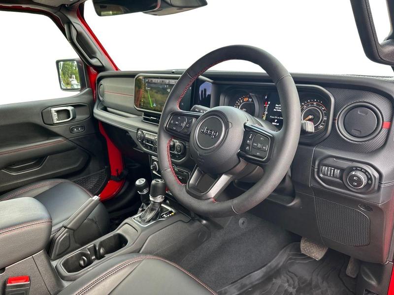 Used Jeep Wrangler 2024 for sale - 76888064: Photo 11