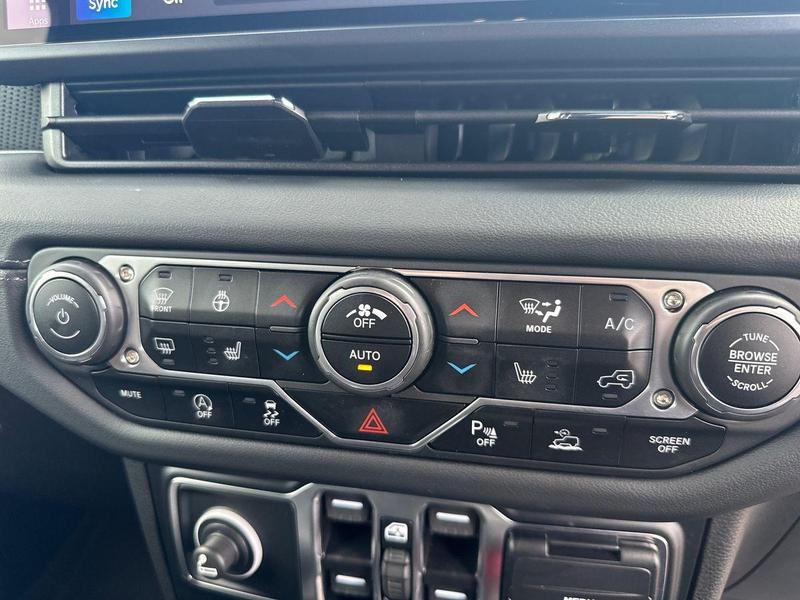 Used Jeep Wrangler 2024 for sale - 76888064: Photo 24