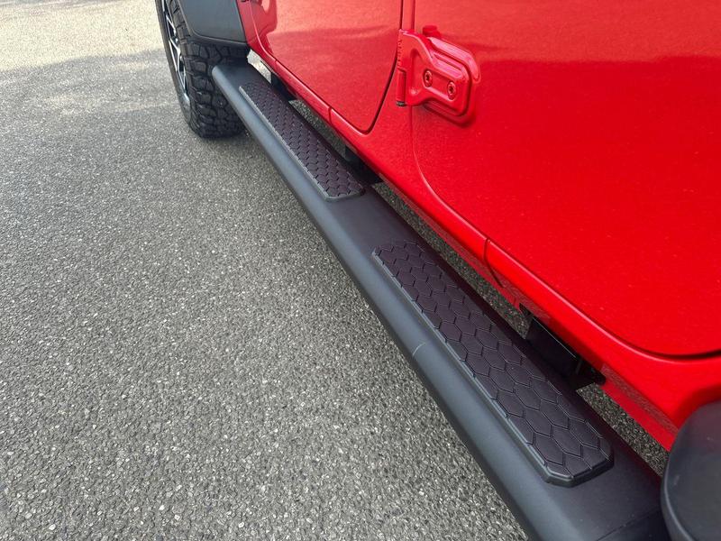 Used Jeep Wrangler 2024 for sale - 76888064: Photo 32