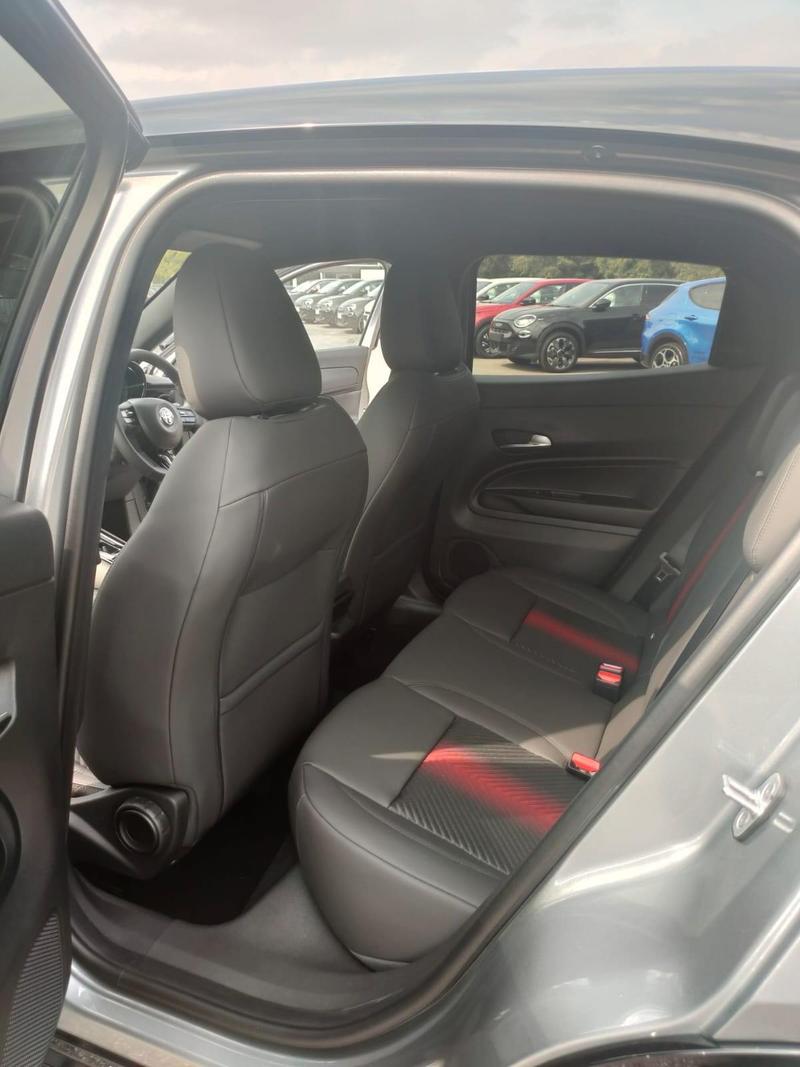 Used Alfa Romeo Junior 2025 for sale - 76888205: Photo 16