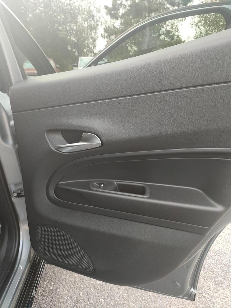 Used Alfa Romeo Junior 2025 for sale - 76888205: Photo 22