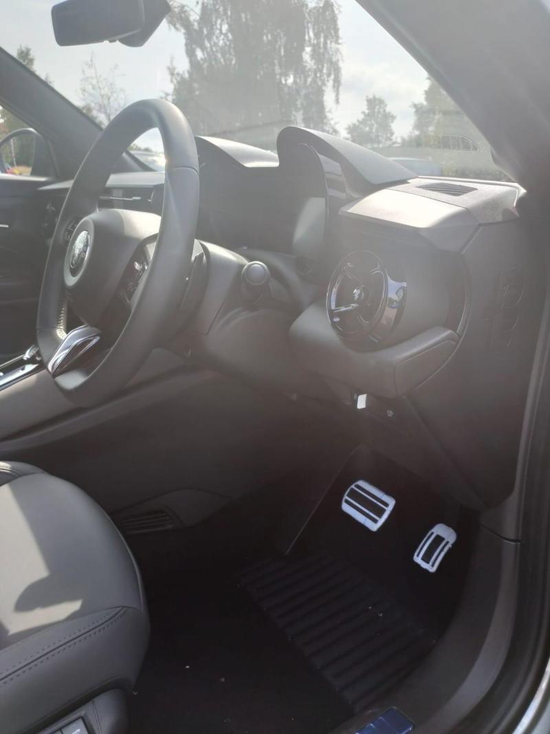 Used Alfa Romeo Junior 2025 for sale - 76888205: Photo 38