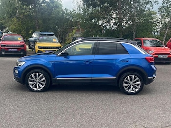 Used Volkswagen T-Roc 2019 for sale - 78637522: Photo