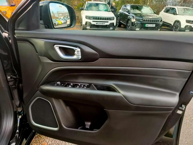 Used Jeep Compass 2024 for sale - 76882742: Photo 34