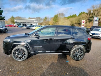 Used Jeep Compass 2024 for sale - 76882742: Photo