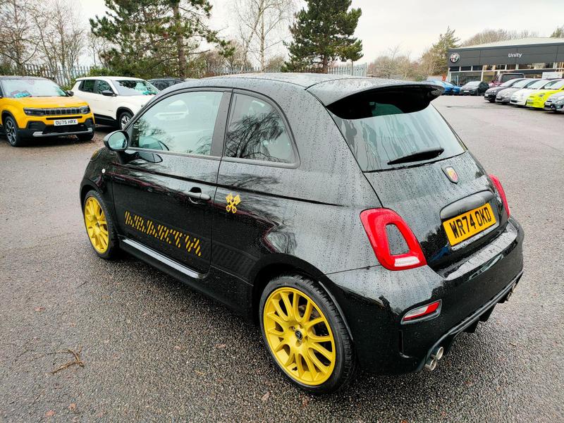 Used Abarth 695 2024 for sale - 76933582: Photo 10