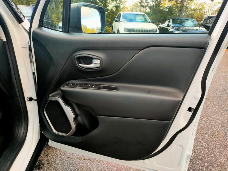 Used Jeep Renegade 2025 for sale - 76888226: Photo 38