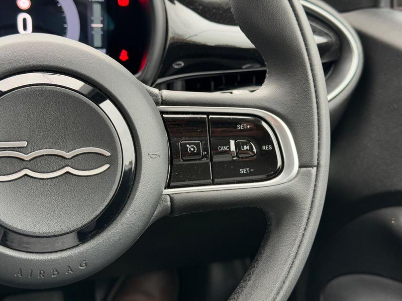 Used Fiat 500e 2023 for sale - 77965889: Photo 33