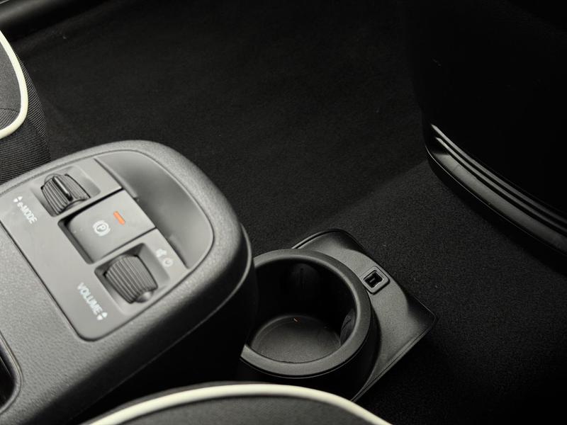 Used Fiat 500e 2023 for sale - 77965889: Photo 44