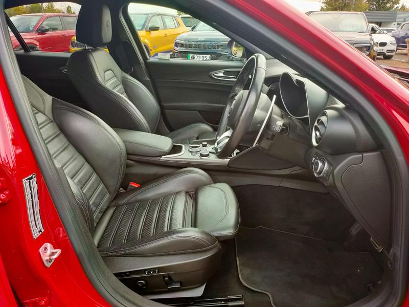 Used Alfa Romeo Giulia 2021 for sale - 76971948: Photo 10